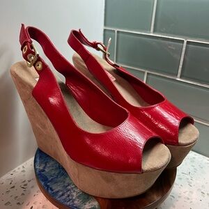 Chatulle Made in Italy Red Wedge Size 40 EU Shoes New in box